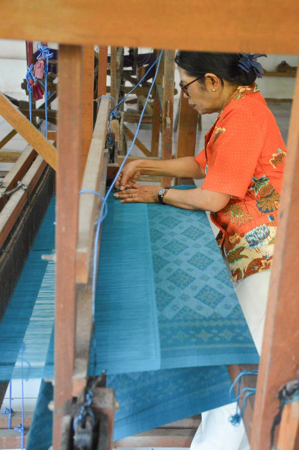 Weaver · Bali