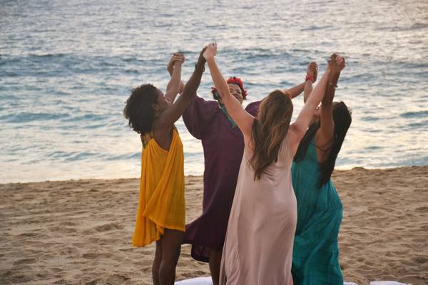 Gathering on the beach · Baja California Sur