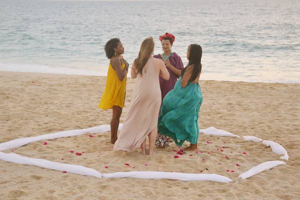 Gathering on the beach · Baja California Sur
